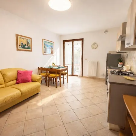 Iris 2 - דירה